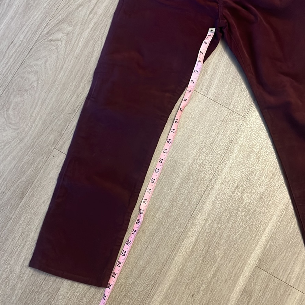 GAP Straight leg Burgundy/Merlot cords - Picture 6 of 7